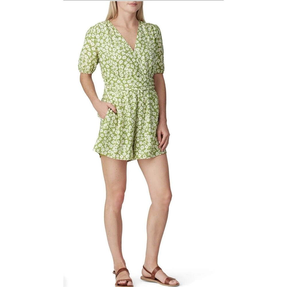 Heartloom Floral Print Emory Romper Green White Short Sleeve V Neck Size Medium